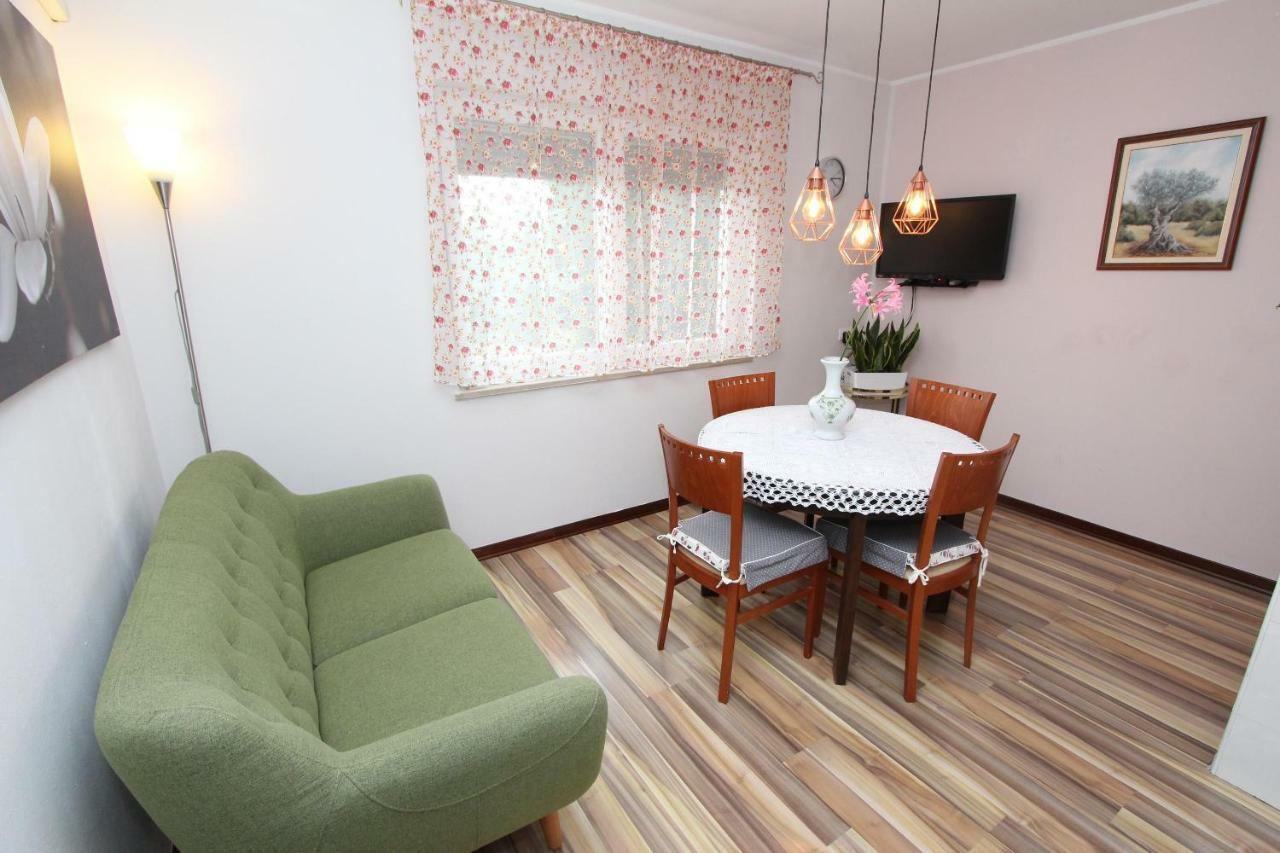 Apartments El Corsaro Ровинь Экстерьер фото