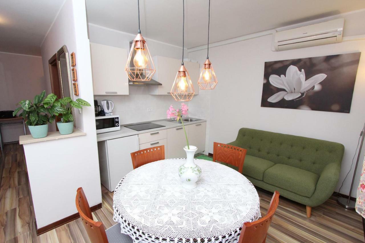 Apartments El Corsaro Ровинь Экстерьер фото