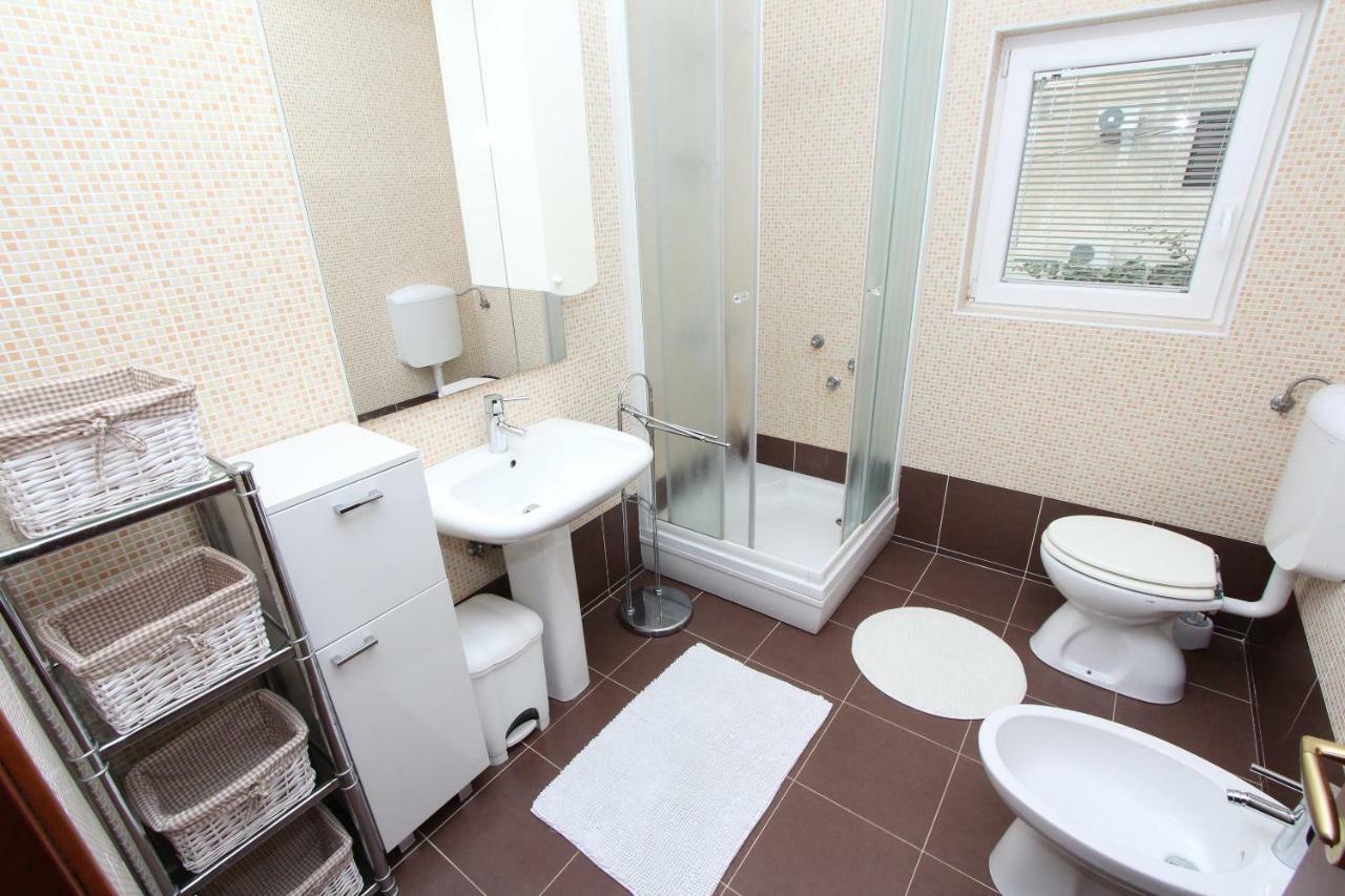 Apartments El Corsaro Ровинь Экстерьер фото